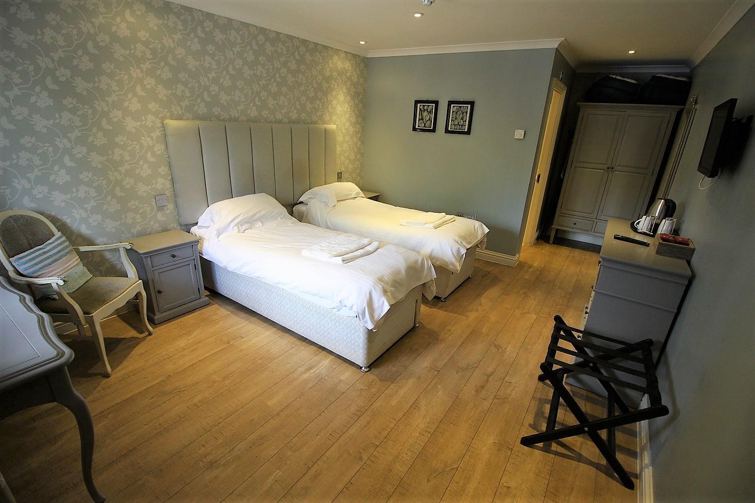 The Sun Inn Swindon Ruang foto