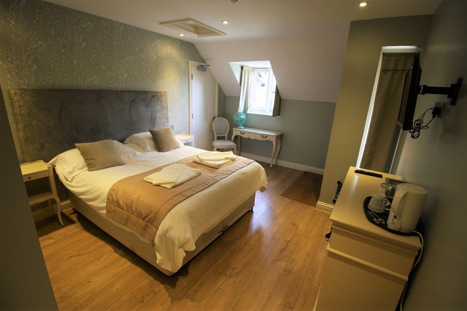 The Sun Inn Swindon Ruang foto
