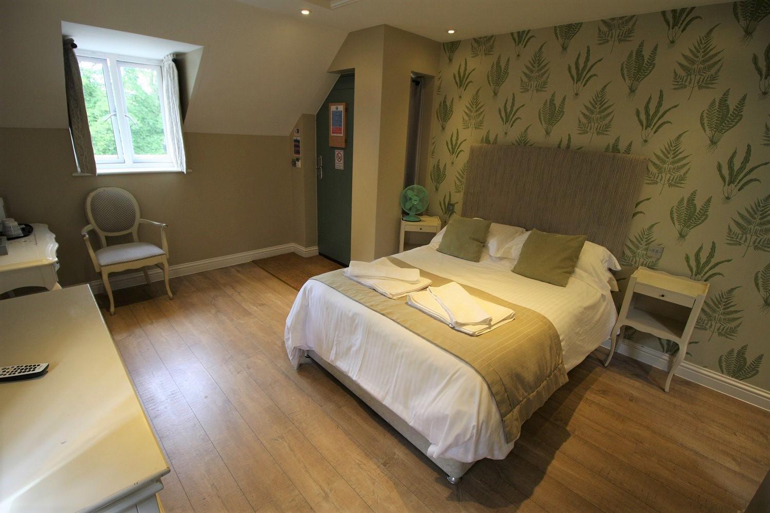The Sun Inn Swindon Ruang foto