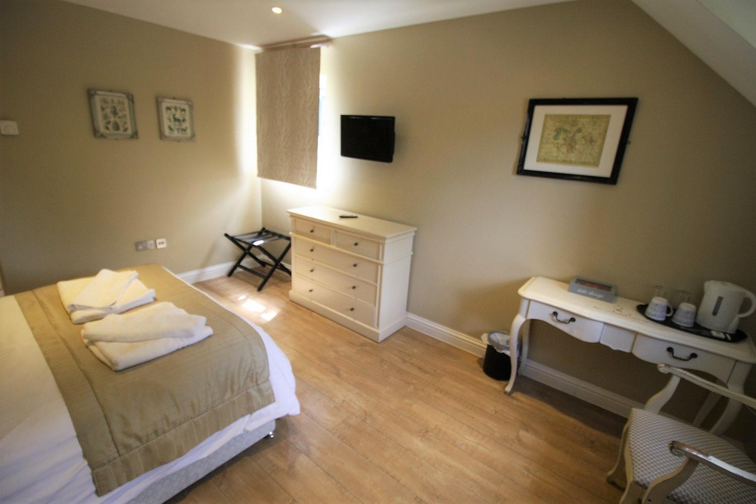 The Sun Inn Swindon Ruang foto